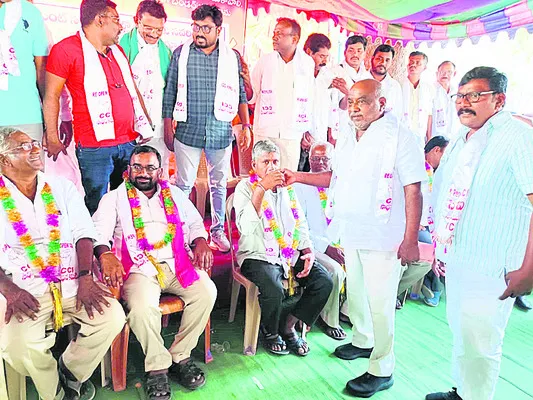‘సీసీఐని ప్రారంభించేదాకా పోరాడుతాం’