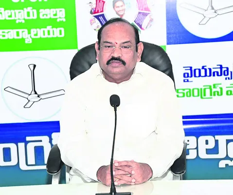 తప్పుడు వాగ్మూలంతో కాకాణిపై అక్రమ కేసు 