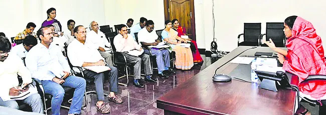తాగునీటి సమస్య తలెత్తకుండా చూడాలి 