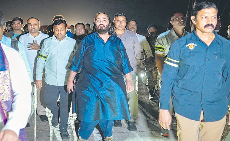 Anant Ambani Leads 140Kms Padyatra To Dwarka