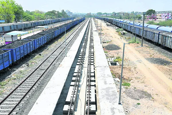 తుదిదశకు పిట్‌లైన్‌ 