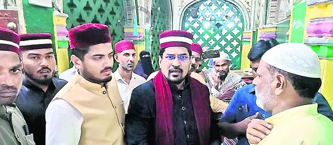 ఏఎస్‌పేట దర్గాలో హైడ్రామా