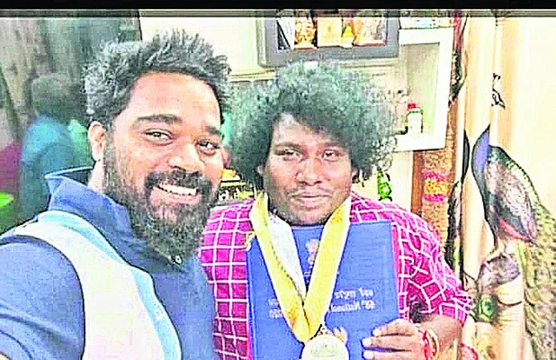 మండేలాకు.. ఐదేళ్లు