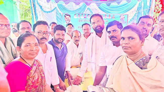అర్హులందరికీ ఇందిరమ్మ ఇళ్లు