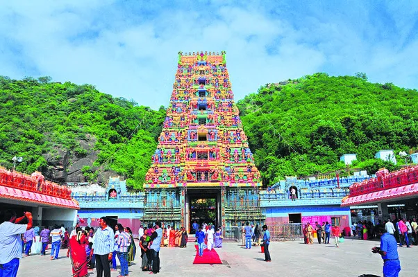 8 నుంచి చైత్రమాస బ్రహ్మోత్సవాలు 