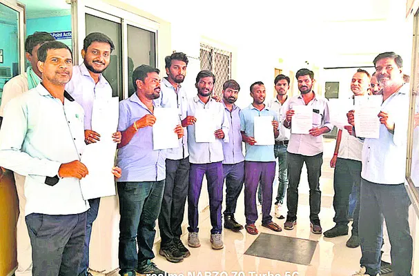 రామగుండంలో లోకోపైలెట్ల నిరసన 