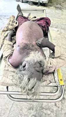 బైక్‌ అదుపుతప్పి ఒకరి మృతి
