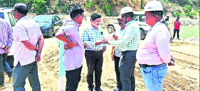 ● హైడ్రో ప్రాజెక్టు సందర్శన 