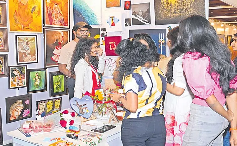India Art Festival Debuts In Hyderabad 250 Artists 3000 Art Works