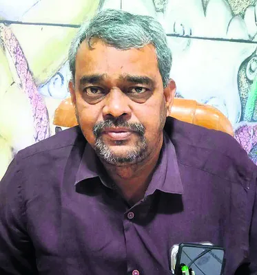 కీచక ఉపాధ్యాయులపై చర్యలేవీ?