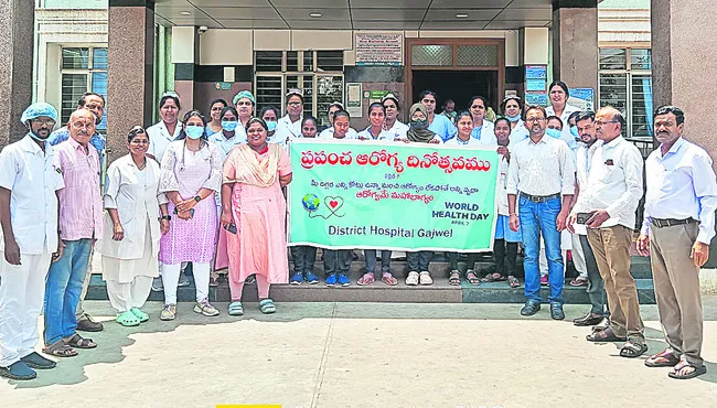 సంపూర్ణ ఆరోగ్యమే లక్ష్యం కావాలి