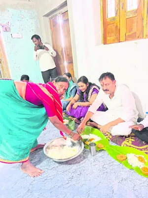 కొనుగోలు కేంద్రాల్లో విక్రయించి మద్దతు ధర పొందాలి