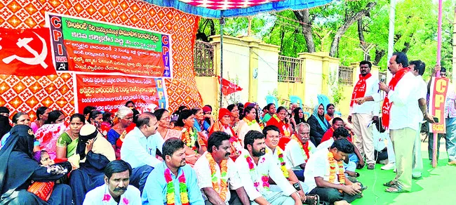 పేదల సొంతింటిపై  చిత్తశుద్ధి లేని కూటమి