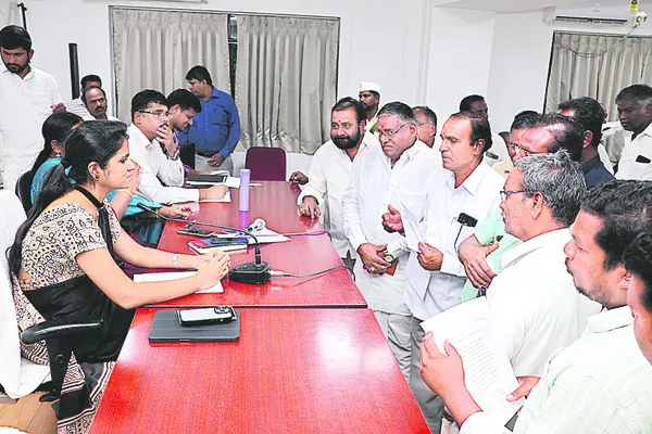 ఎన్నాళ్లీ తిప్పలు