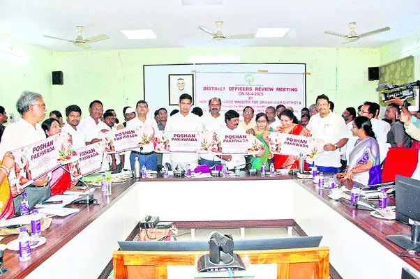 ప్రవేశ పరీక్షల హాల్‌ టికెట్లు విడుదల 