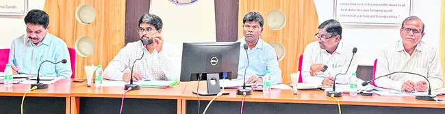 ఇండోర్‌ సబ్‌స్టేషన్ల నిర్మాణానికి ప్రణాళికలు