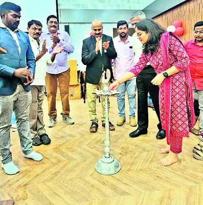 విభిన్న ప్రతిభావంతులకు సేవలు అభినందనీయం