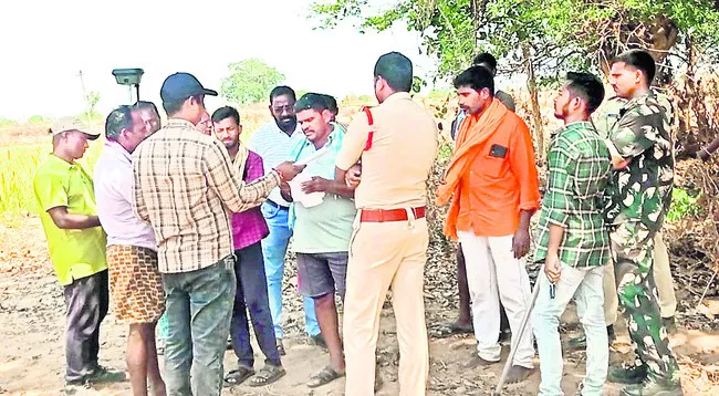 చిన్న కాళేశ్వరం సర్వే  అడ్డగింత