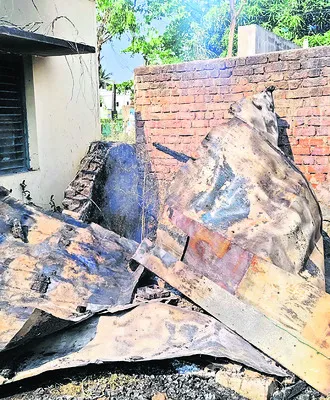 కేబుల్‌ టీవీ కంట్రోల్‌ రూం దగ్ధం 