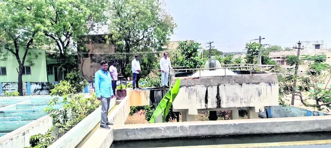 తాగునీటి సరఫరాలో నిర్లక్ష్యం వద్దు 

