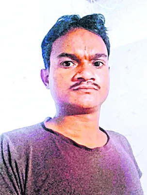 క్రిస్టల్‌ ఫార్మా కార్మికుడి మృతి 
