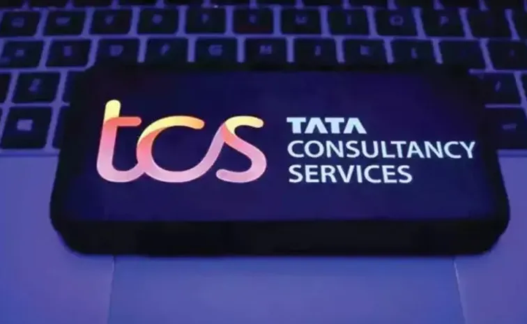 TCS Accenture Infosys Lead LinkedIns 2025 Top Companies India List