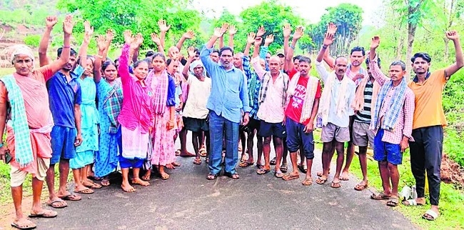 అడవులను తాకట్టు పెట్టొద్దు...
