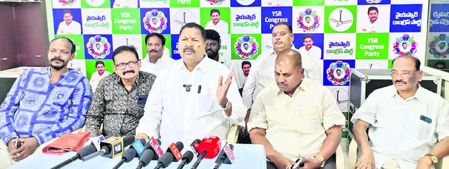 అమాయక భక్తులు బలి కావాల్సిందేనా..?
