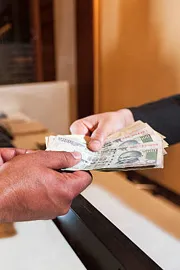 4 plans to avoid falling into debt1