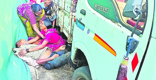 రోడ్డు ప్రమాదంలో వ్యక్తి మృతి 
