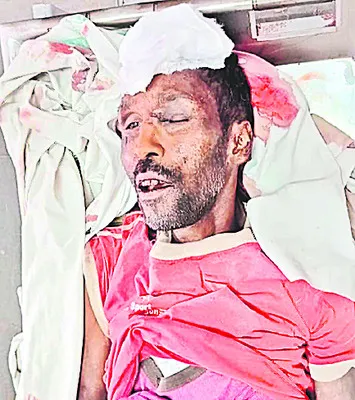 రోడ్డు ప్రమాదంలో గుర్తుతెలియని వ్యక్తి మృతి