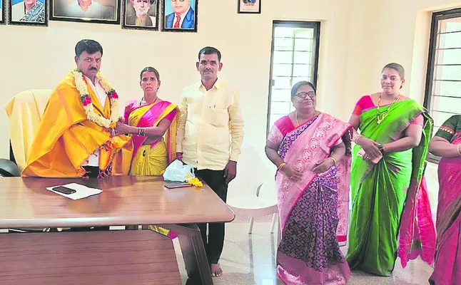పిల్లలకు మంచి నడవడిక నేర్పించాలి