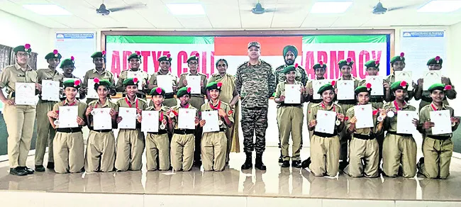 ఎన్సీసీ శిక్షణ శిబిరంలో విద్యార్థుల ప్రతిభ