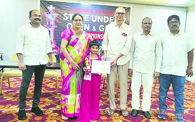 జాతీయ చదరంగం పోటీలకు సాన్వీ 
