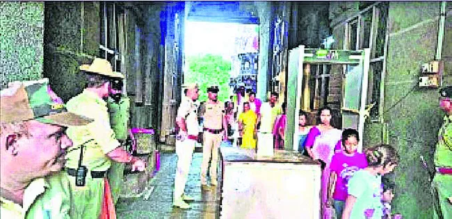 హంపీ,
