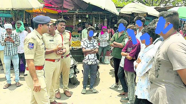 మైనర్లకు వాహనాలు ఇస్తే.. ఓనర్లపై కేసు