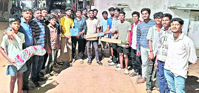 యువత క్రీడల్లో రాణించాలి