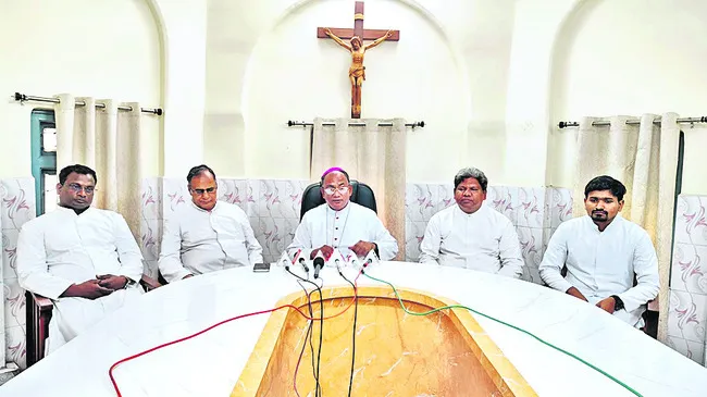 14వ పోప్‌గా లియో నియామకంపై హర్షం 