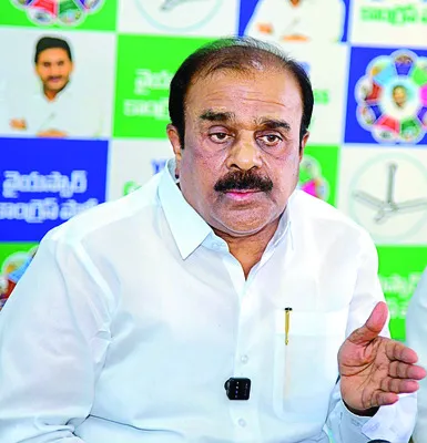 జిల్లా అంతటా శనివారం ఉష్ణోగ్రతలు స్థిరంగా నమోదయ్యాయి. వ