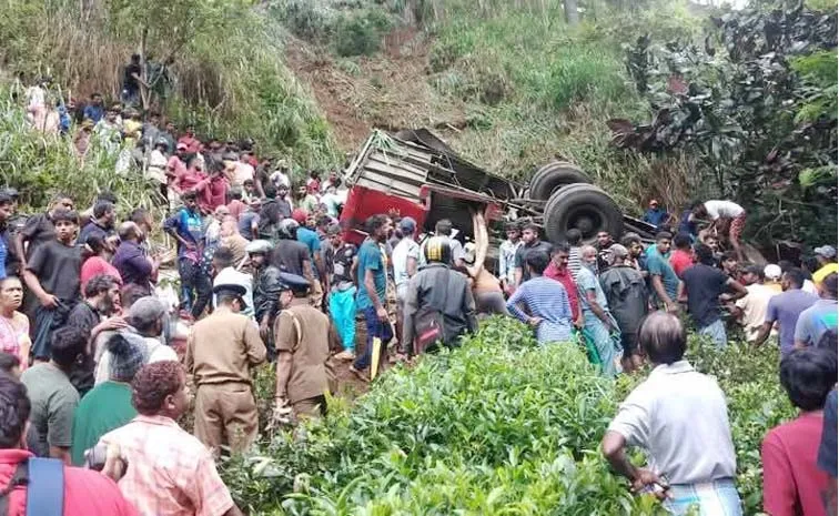 21 People Died In Sri Lanka Bus Accident