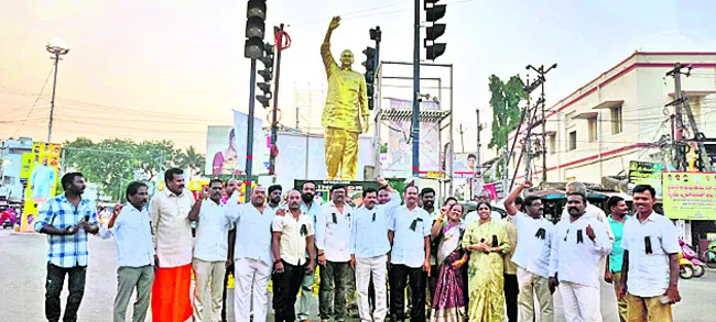 కూటమిది కక్షపూరిత పాలన
