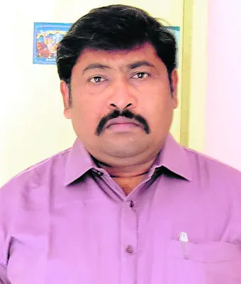 ఉపాధ్యాయ సంఘాల సూచనలను  పరిగణనలోనికి తీసుకోవాలి..
