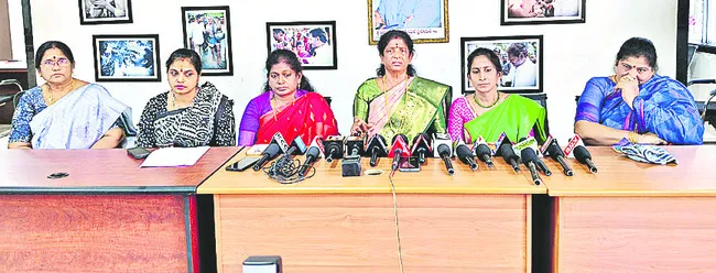 కూటమి ప్రభుత్వంలో మహిళలకు రక్షణ లేదు