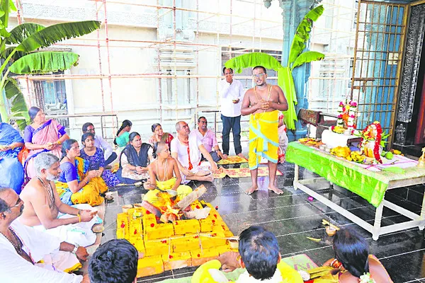 ఘనంగా తిరునక్షత్ర మహోత్సవం