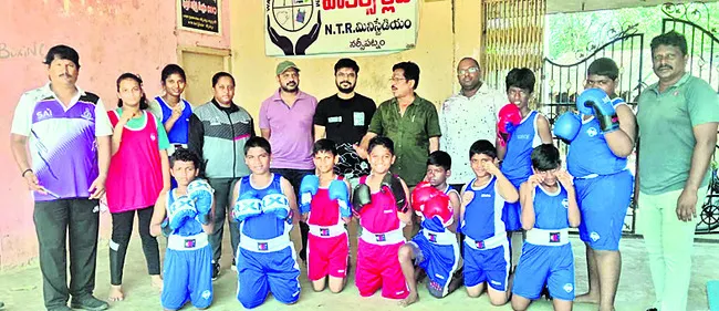 రాష్ట్ర స్థాయి వుషు పోటీలకు నింజాస్ అకాడమీ క్రీడాకారుల