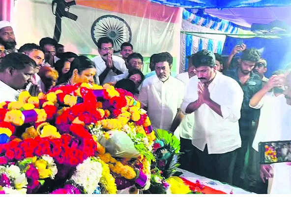 మురళీనాయక్‌ ప్రాణత్యాగం వృథా కాదు 
