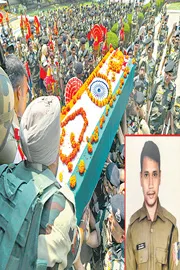 India Pays Tribute to Rifleman Sunil Kumar11