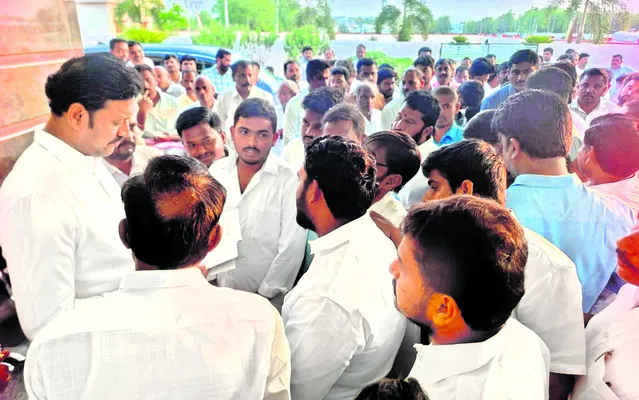 రాష్ట్రంలో అసమర్థ పాలన