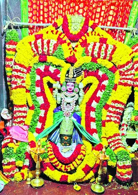 ఘనంగా నల్లగంగమ్మ తిరునాల 