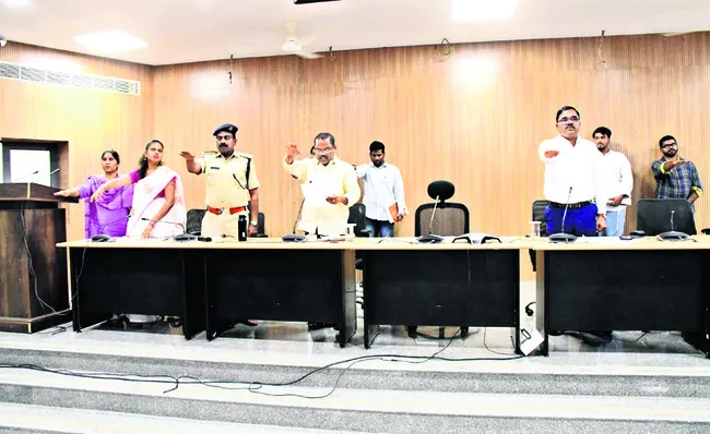 మత్తు రహిత జిల్లాగా మారుద్దాం 